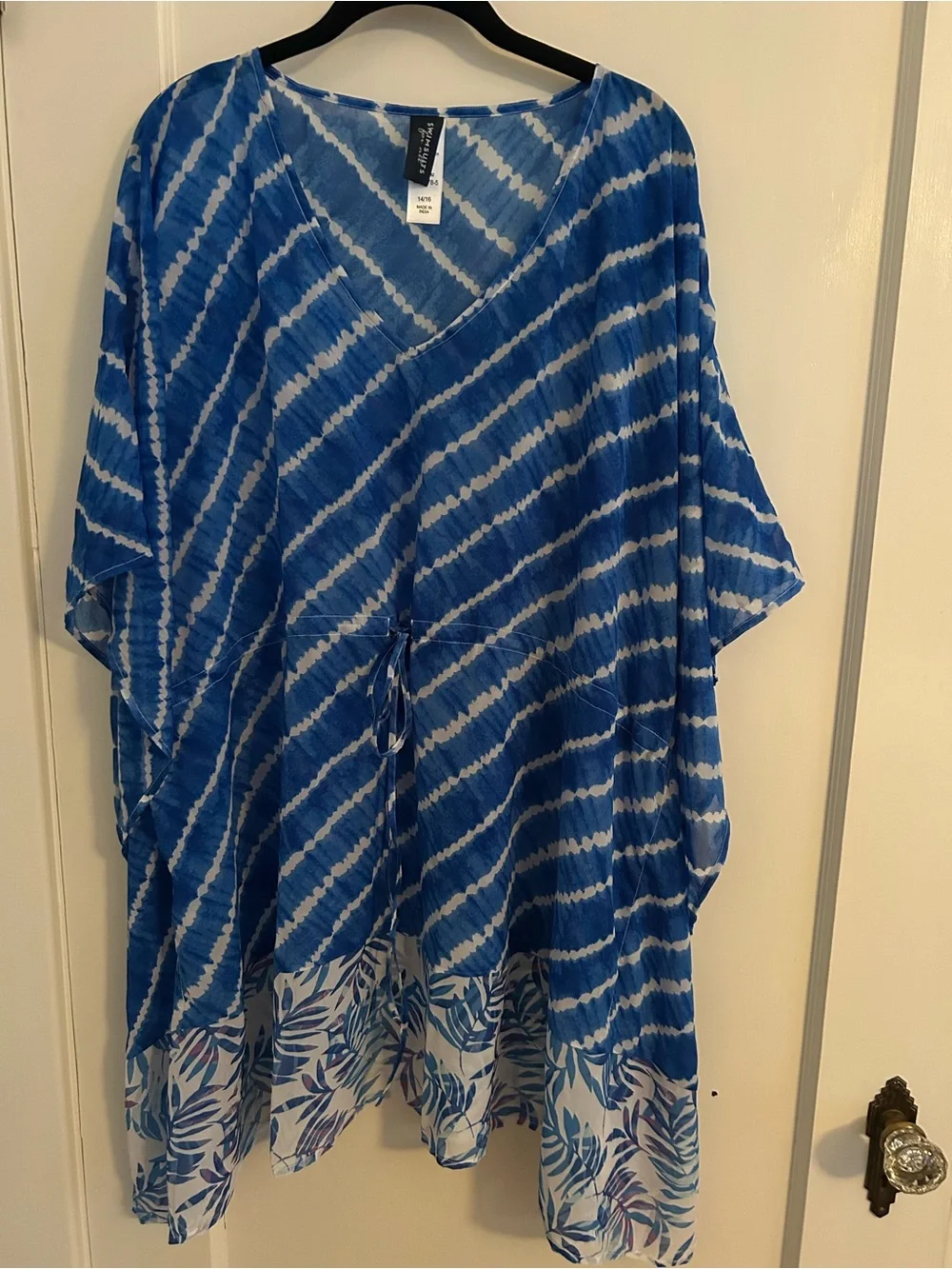 Swimsuits For All Blue and White Tie-Dye V-Neck cover up caftan size 14/16
